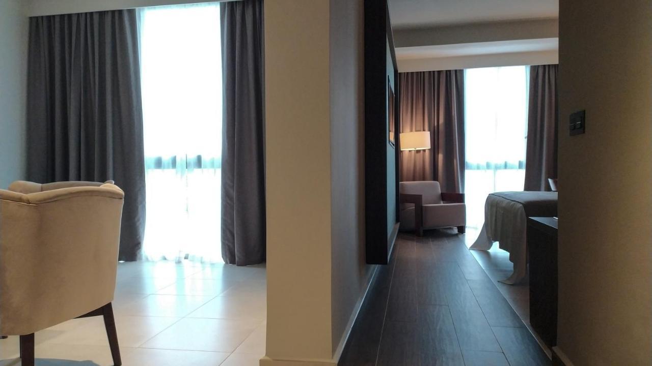 Panafrica Hotel Boutique & Spa Bata Exteriör bild