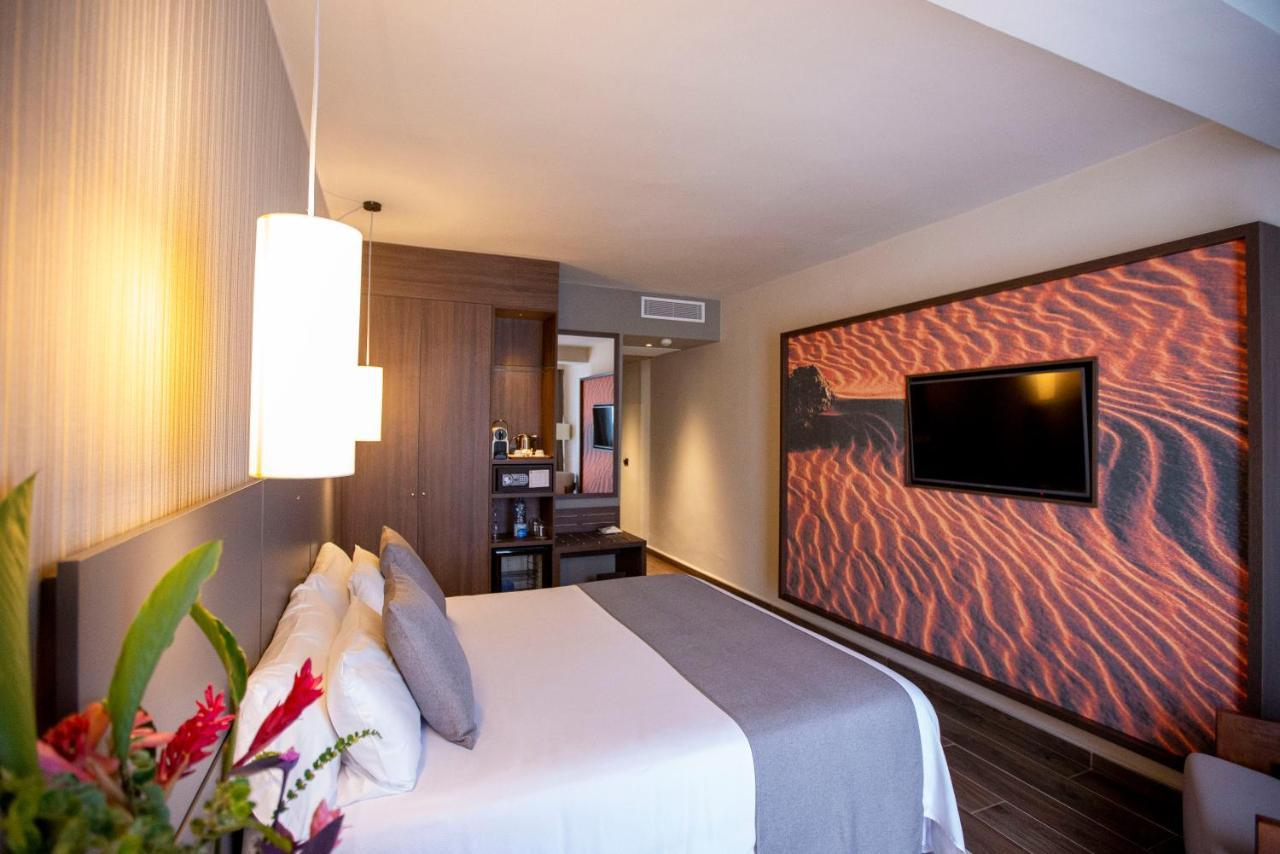 Panafrica Hotel Boutique & Spa Bata Exteriör bild