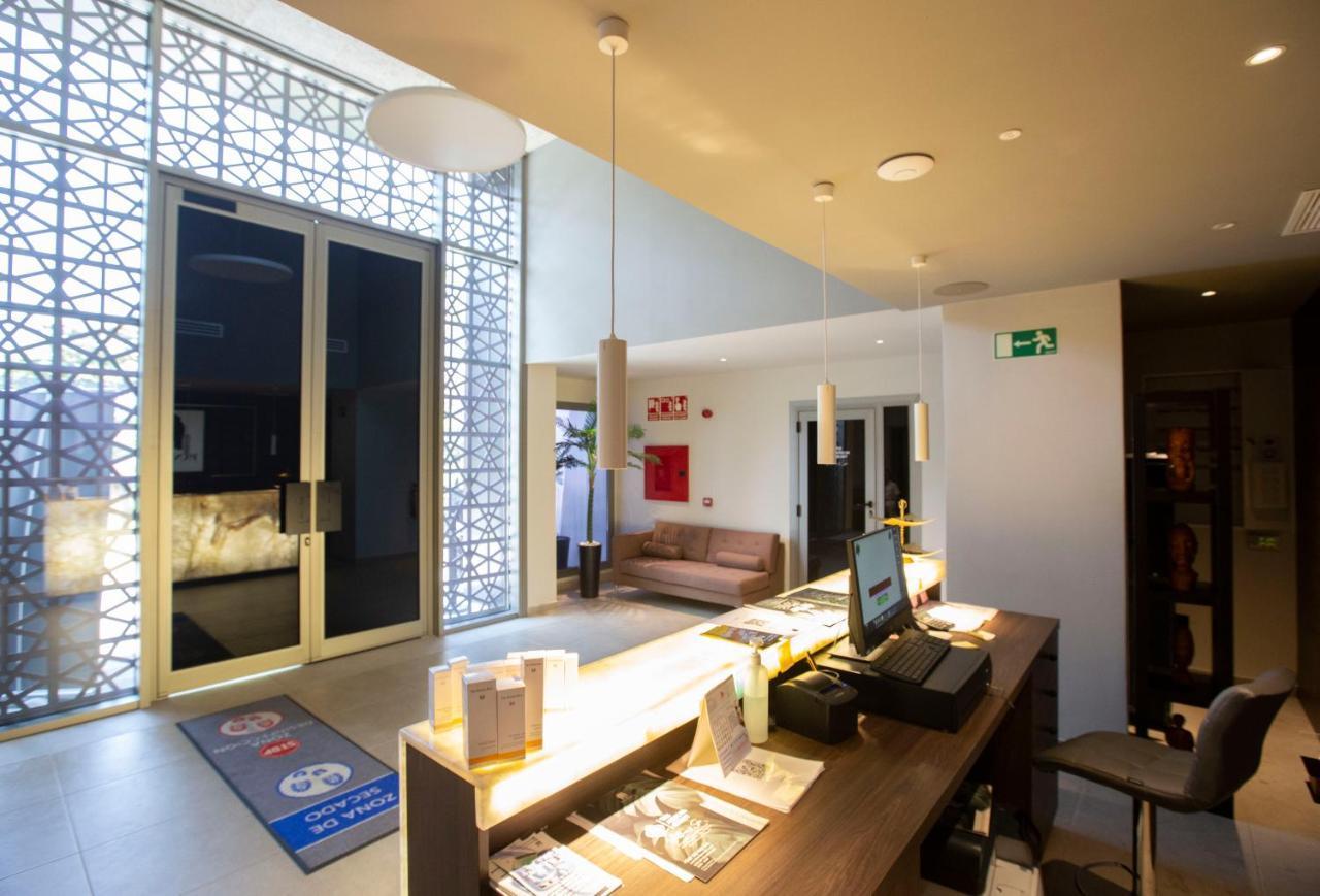 Panafrica Hotel Boutique & Spa Bata Exteriör bild