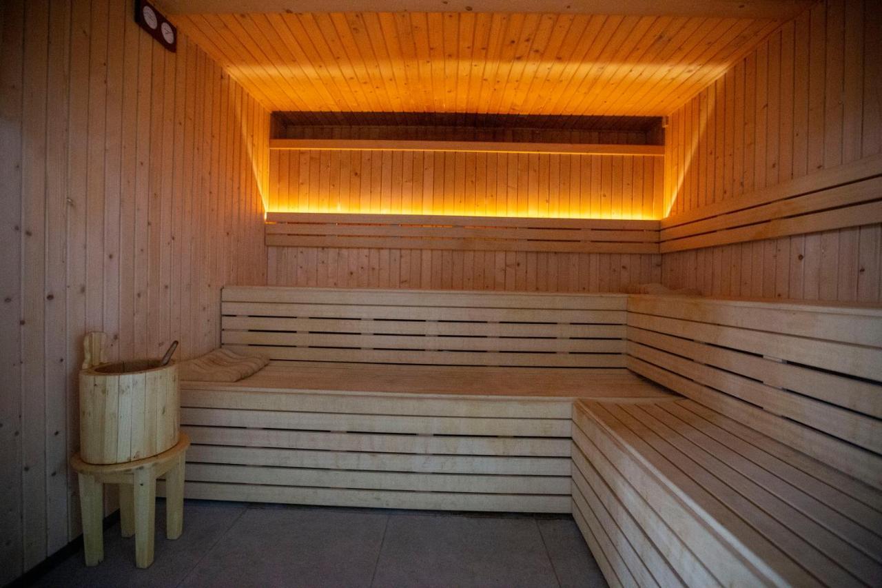 Panafrica Hotel Boutique & Spa Bata Exteriör bild